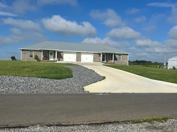 541 Twin Hill Rd, Mayfield, KY 42066