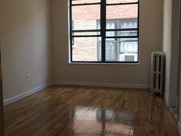 5th image of 4820 48th St APT 3R