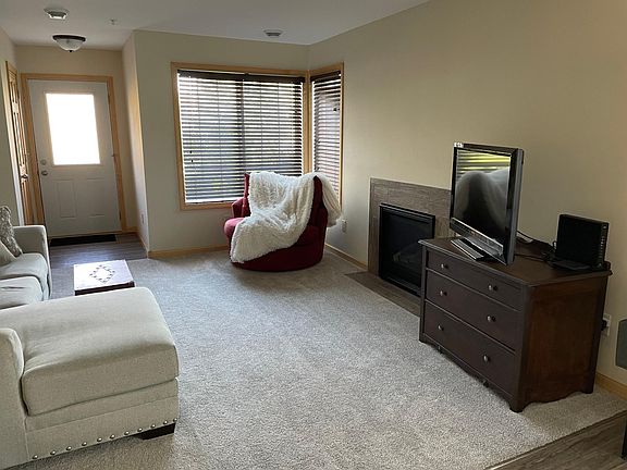 3rd image of 14883 Olivine St NW