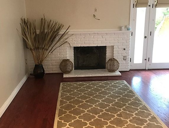 2nd image of 20306 Clark St