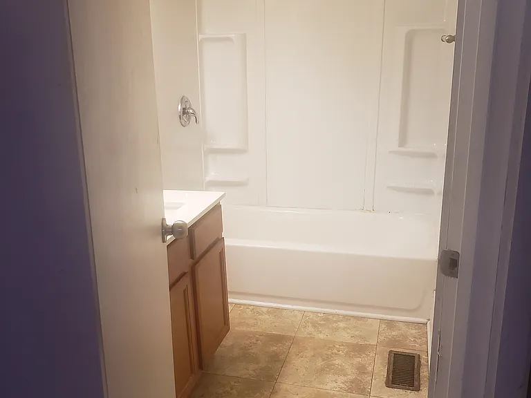 2423 S 9th St #1 — Photo 8