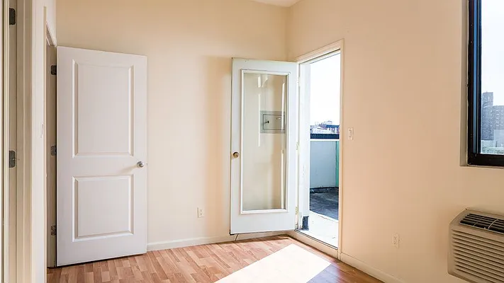 Rented by Nooklyn NYC LLC | media 20