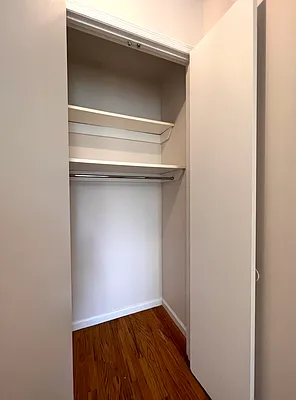 Rented by Carnegie Management Inc | media 11