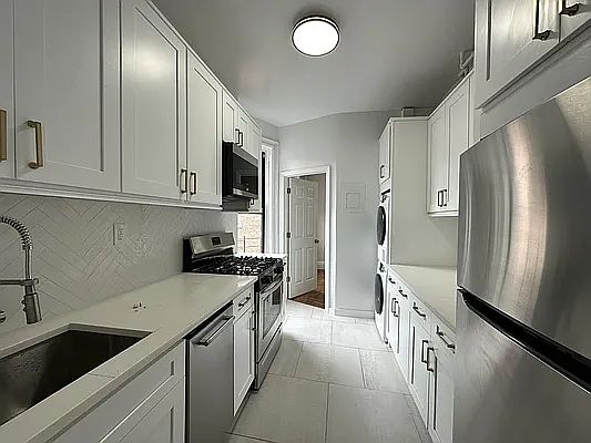 1st image of 502 W 170th St APT 4