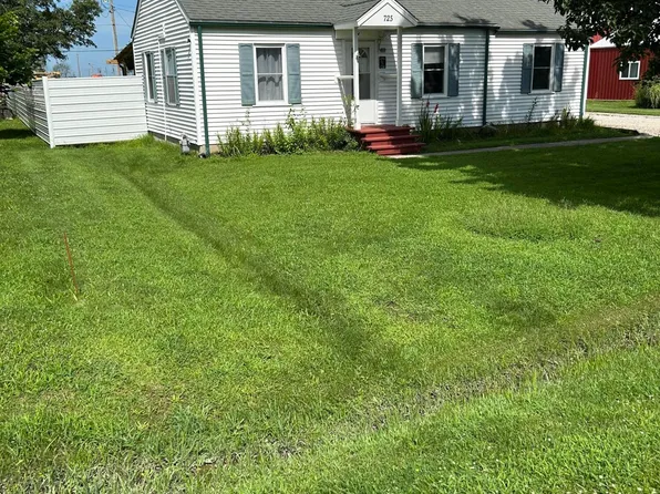 725 N Allen St, Centralia, MO 65240