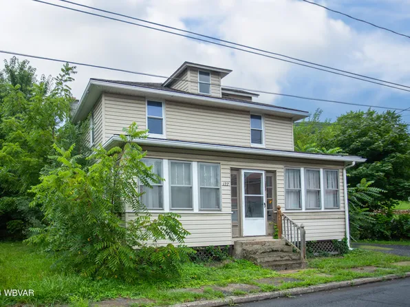 122 Dewey St, Mill Hall, PA 17751