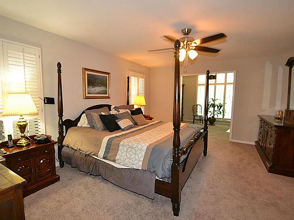 5th image of 12226 Rocky Knoll Dr