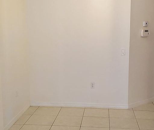 3rd image of 591 N Firwood Dr