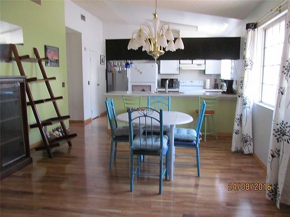 5th image of 1408 Autumn Glen Cir