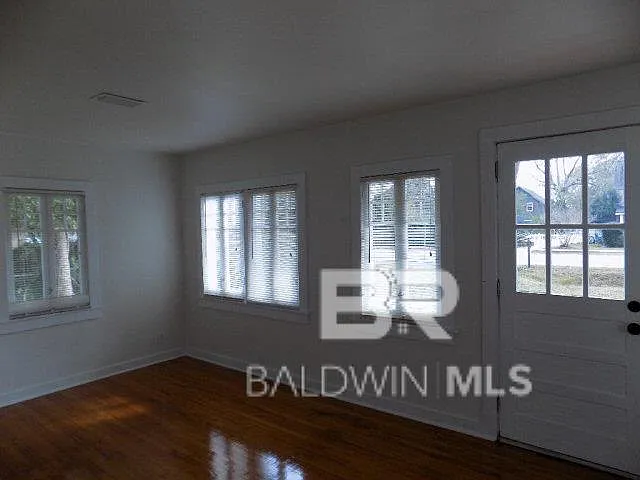 16219 Silverhill Ave — Photo 13