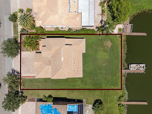 3rd image of 3533 Valleyview Drive