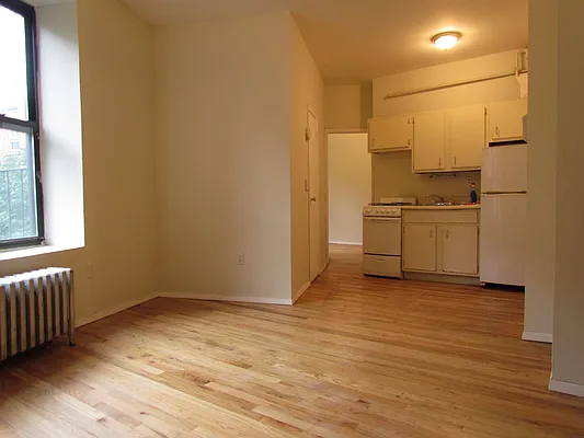 Rented by Landmark Real Estate | media 18