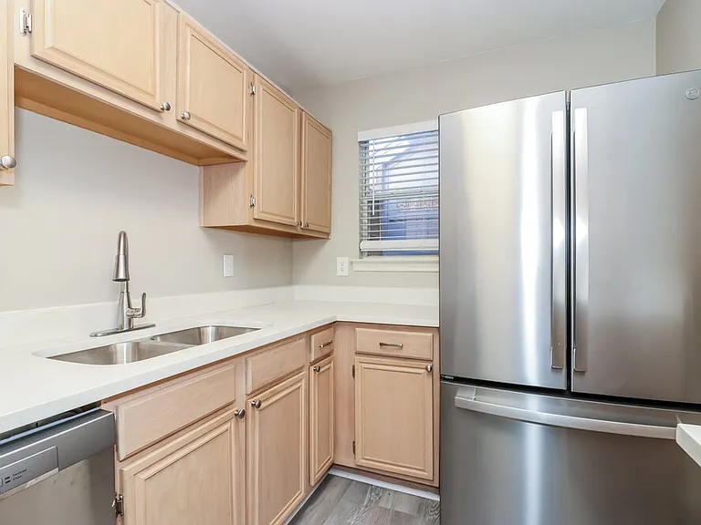 616 Alabaster Pl — Photo 9