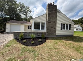 48 Center St, Watertown, CT 06795