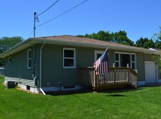 419 Normandy St, Waterloo, IA 50703