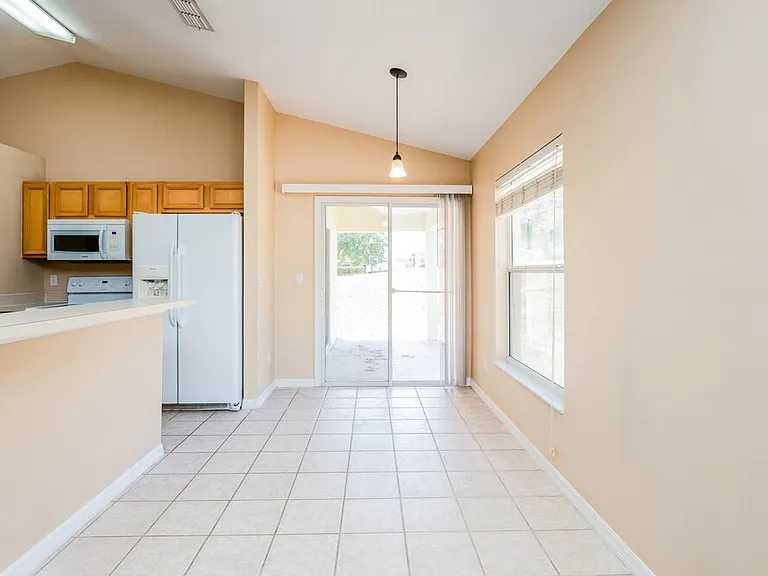 10449 Lake Hasson Cir — Photo 5