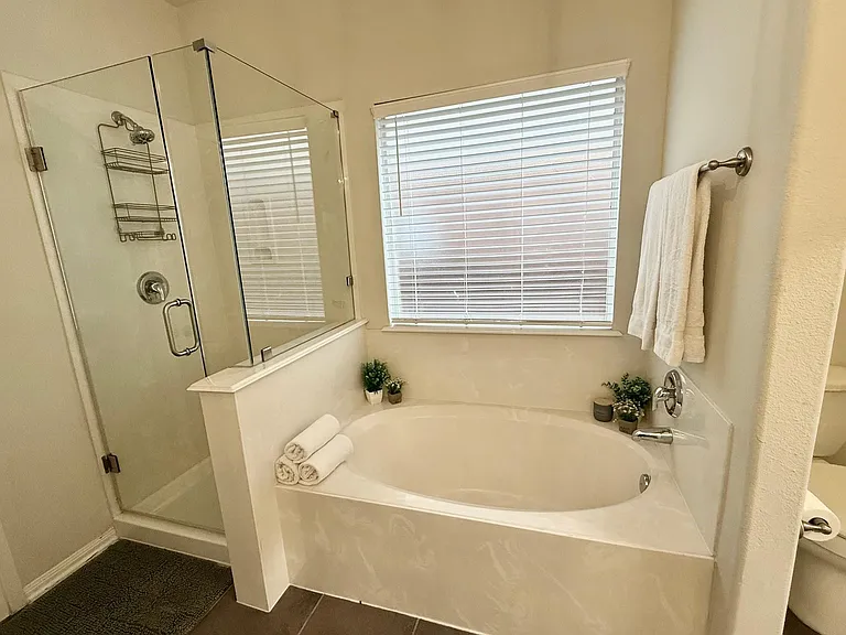 142 E Spindle Tree Cir — Photo 13