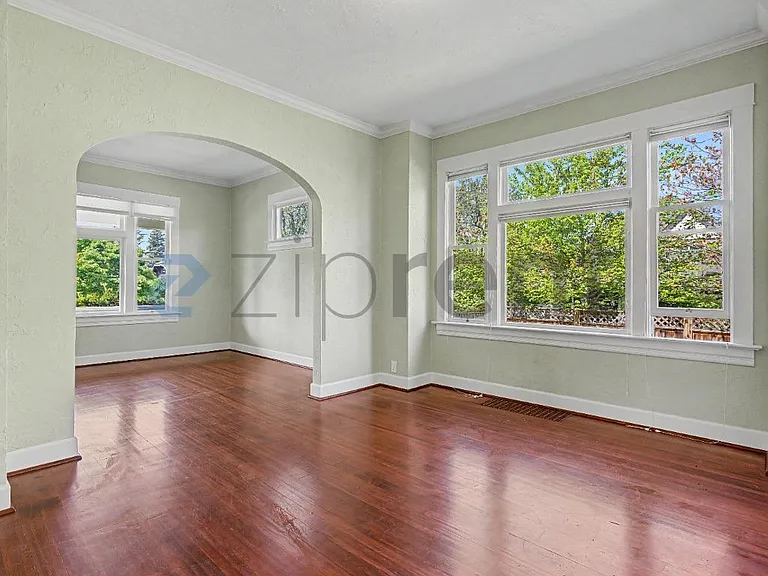7820 N Van Houten Ave — Photo 12