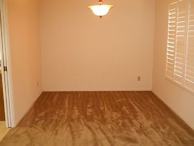 4th image of 3627 Chatsworth Ct