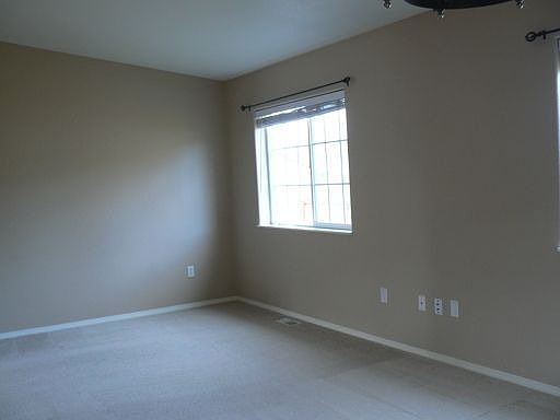 4th image of 2801 Sheffield Dr