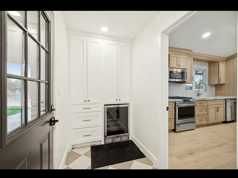 1216 W Rovey Ave — Photo 12