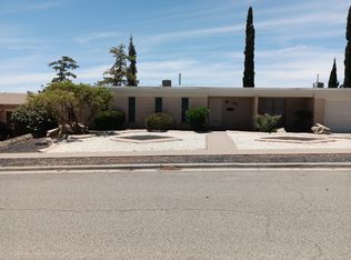 309 Skyway Ln, El Paso, TX 79912