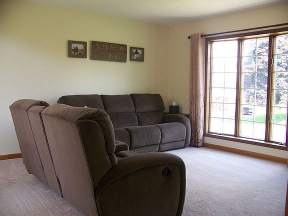 4th image of 213 Timothy Ln