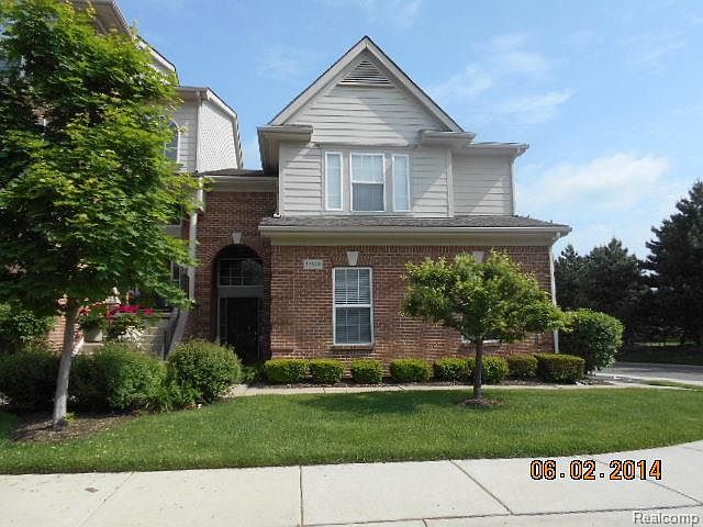 1st image of 37504 Newburgh Park Cir