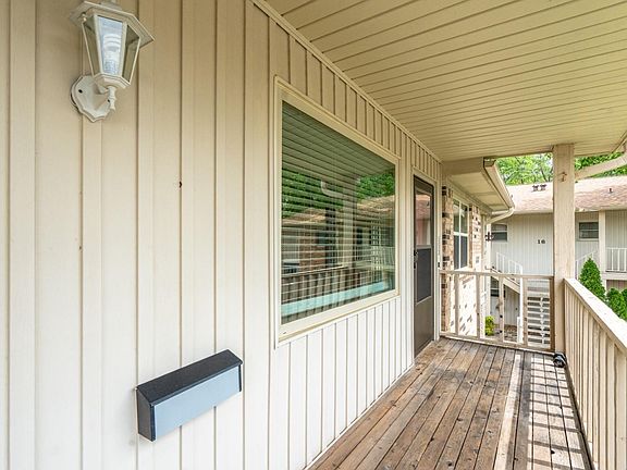 4th image of 160 Cooper St #D-15
