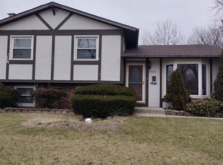 3702 Peach Grove Ln, Hazel Crest, IL 60429