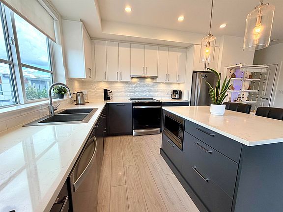 3rd image of 20834 80th Ave #B316