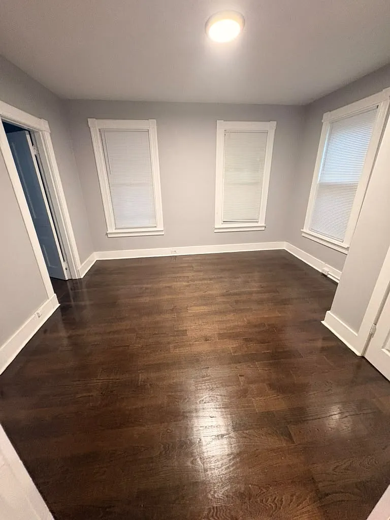 3 bed, 1450 sqft, $2,200 — Photo 4