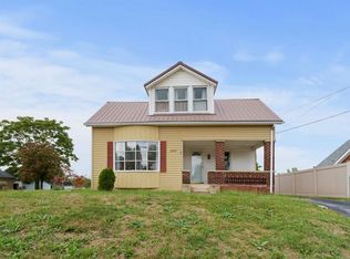 2007 Argillite Rd, Flatwoods, KY 41139