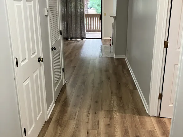 119 Hillsboro Pl, Nashville, TN 37215