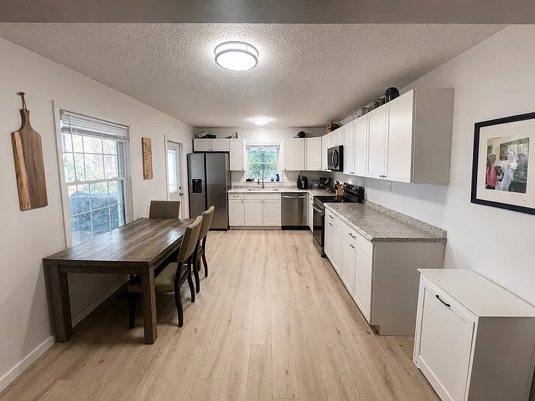 4020 Fieldcrest Rd — Photo 3