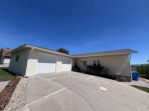 2801 Caribou Way Photo 1