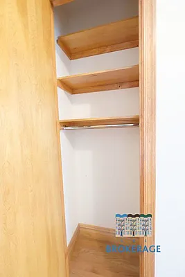 Rented by SBJ Brokerage, LLC | media 31