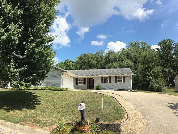 2nd image of 331 Douglas Dr