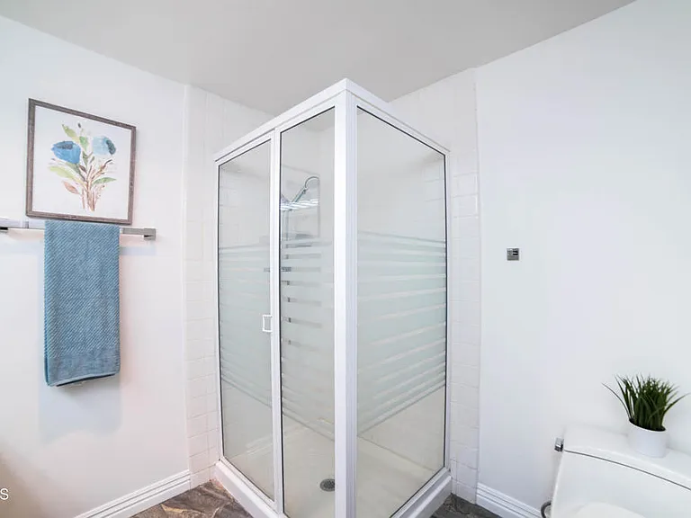 130 Monterey Rd #205 — Photo 33
