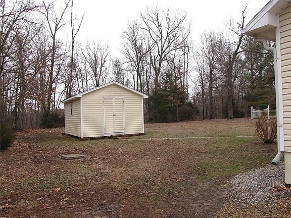 4th image of 65 Branchwood Dr