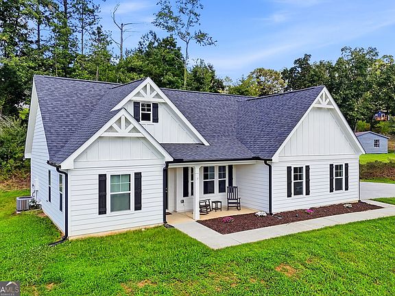 4th image of 55 Eagles Perch Rd