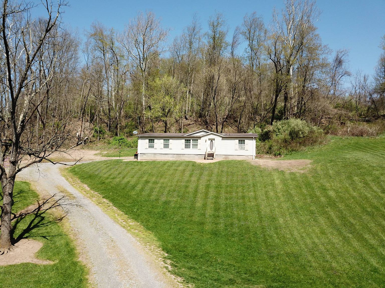 369 Nixon Hollow Rd, Bridgeport, WV 26330 Zillow