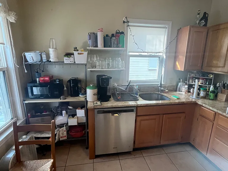 21 Roseclair St #2 — Photo 16