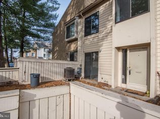 10287 Ridgeline Dr, Montgomery Village, MD 20886