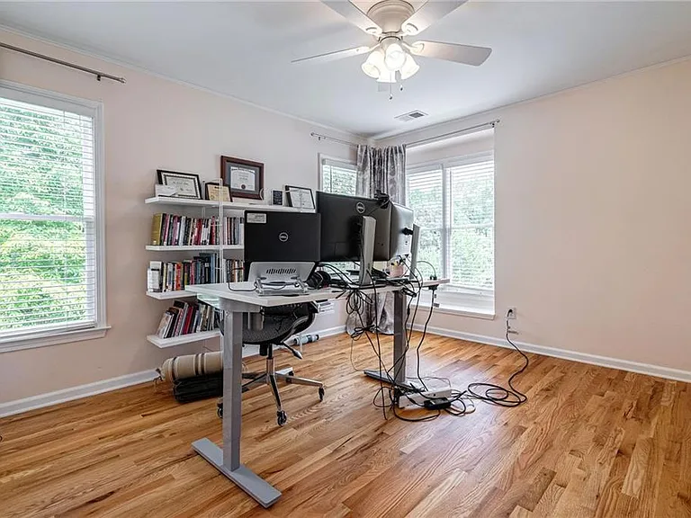 168 Highgrove Dr — Photo 44