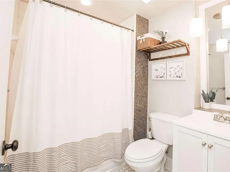 952 Myrtle St NE #2 — Photo 14