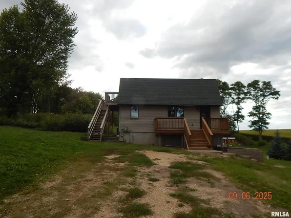 12465 Frog Pond Rd, Fulton, IL 61252