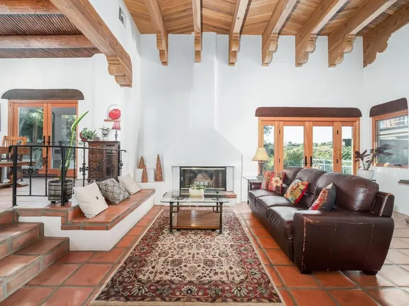 3064 Via Loma, Fallbrook, CA 92028