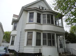 1825 Guilderland Ave, Schenectady, NY 12306