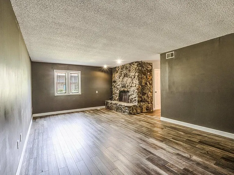 2400 Ridgefield Rd — Photo 24